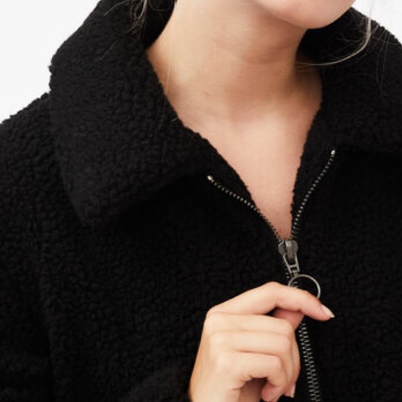 Large Sherpa Jacket - Picture 10 of 11